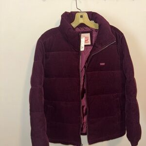 Levi's Women's Puffer Jacket - Burgundy